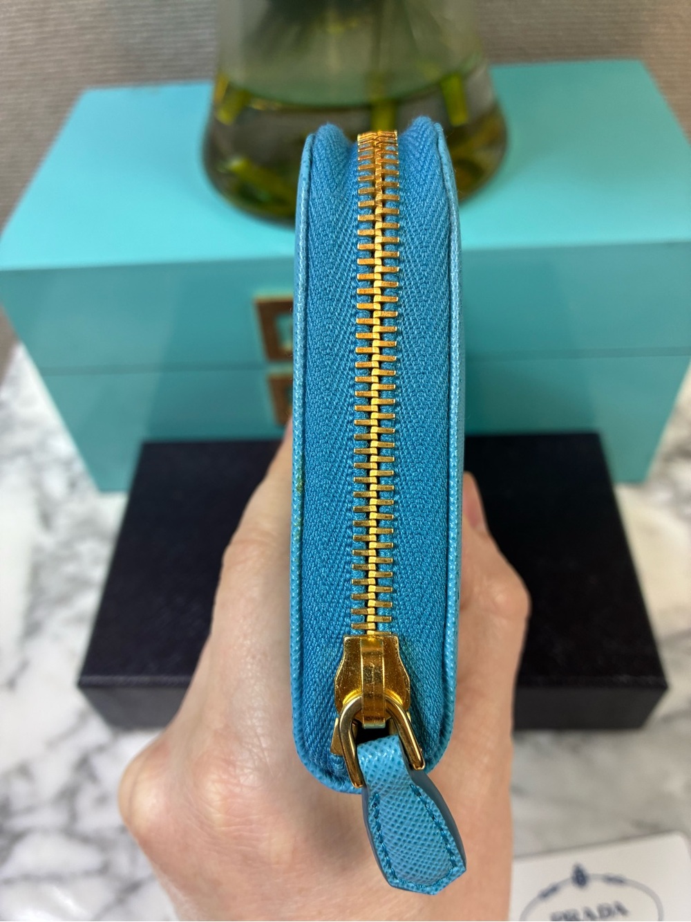 Prada Voyage Blue Saffiano Leather Zip Around Wallet - Pristine Condition - Picture 4 of 13